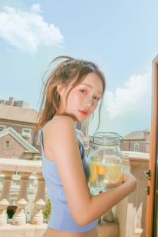 美女美裸体